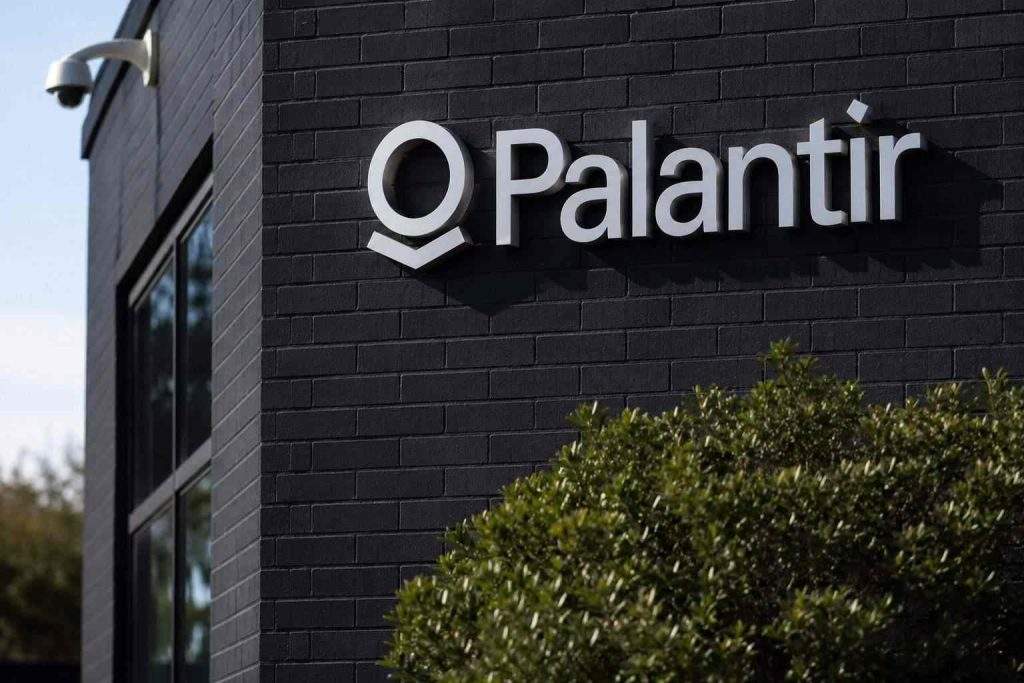 Palantir’s AI Work in Ukraine Draws PLTR Into Human-Rights Firestorm