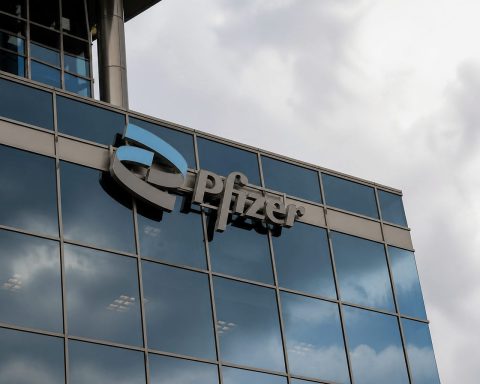 Pfizer Just Got a First-of-Its-Kind Breast Cancer Approval. The Bigger Test Comes This Week