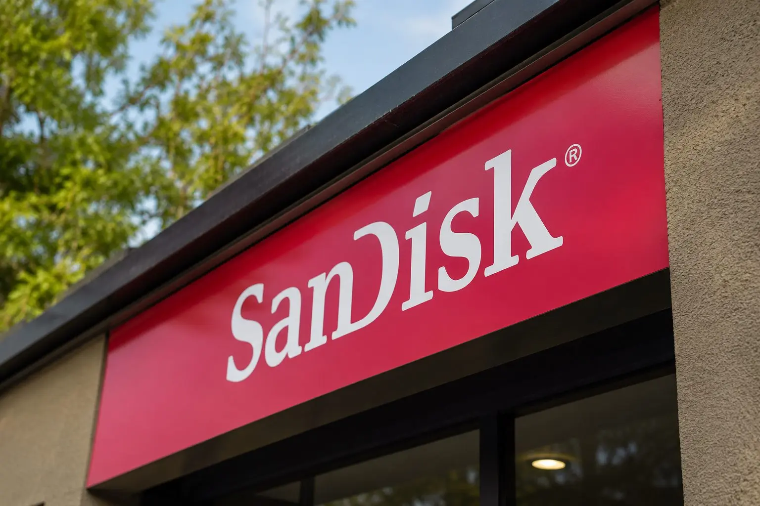 Sandisk Stock Warning: The $1,150 SNDK Offer Investors Are Being Told to Reject