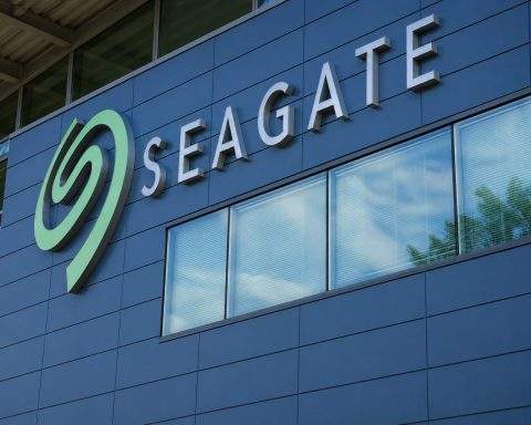 Seagate Stock Rides AI Storage Boom as STX Rally Faces a Valuation Test