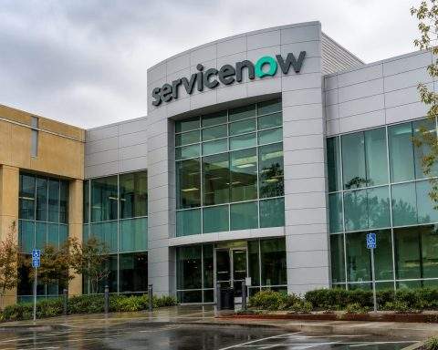 ServiceNow Stock Faces Wall Street Test as AI Push Fights ‘SaaSpocalypse’ Fears