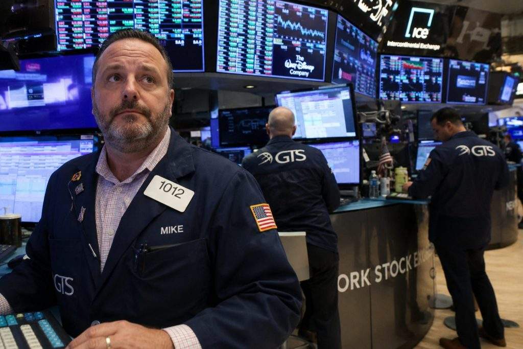Iran Oil Shock, Fed Rate Uncertainty, and AI Earnings in Focus Before Market Open