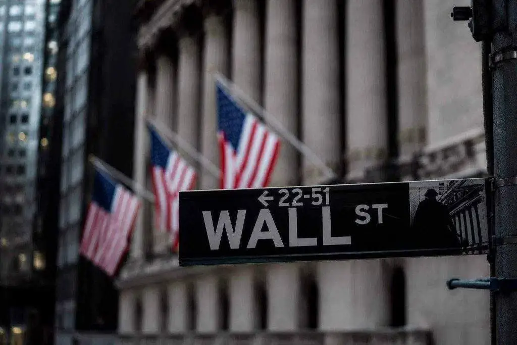 Stock Market Today: S&P 500, Nasdaq Hit Fresh Records as Oil Spike Tests Wall Street Rally