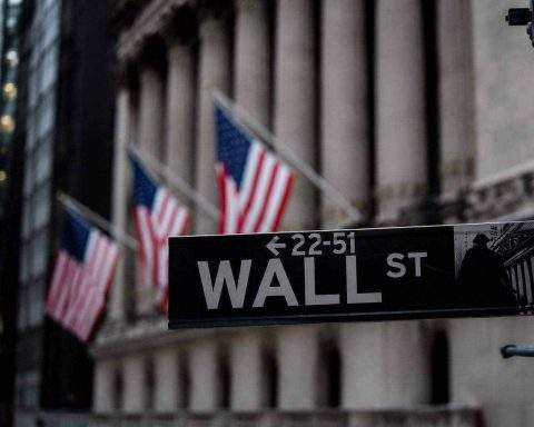 Stock Market Today: S&P 500, Nasdaq Hit Fresh Records as Oil Spike Tests Wall Street Rally