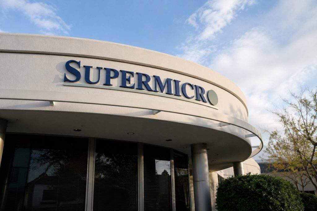 Super Micro Stock Jumps 19% as AI Server Forecast Overrides Revenue Miss