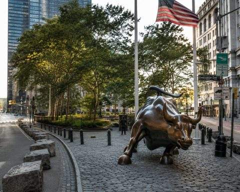 Wall Street Focuses on Key Event as U.S. Stocks Slip This Week