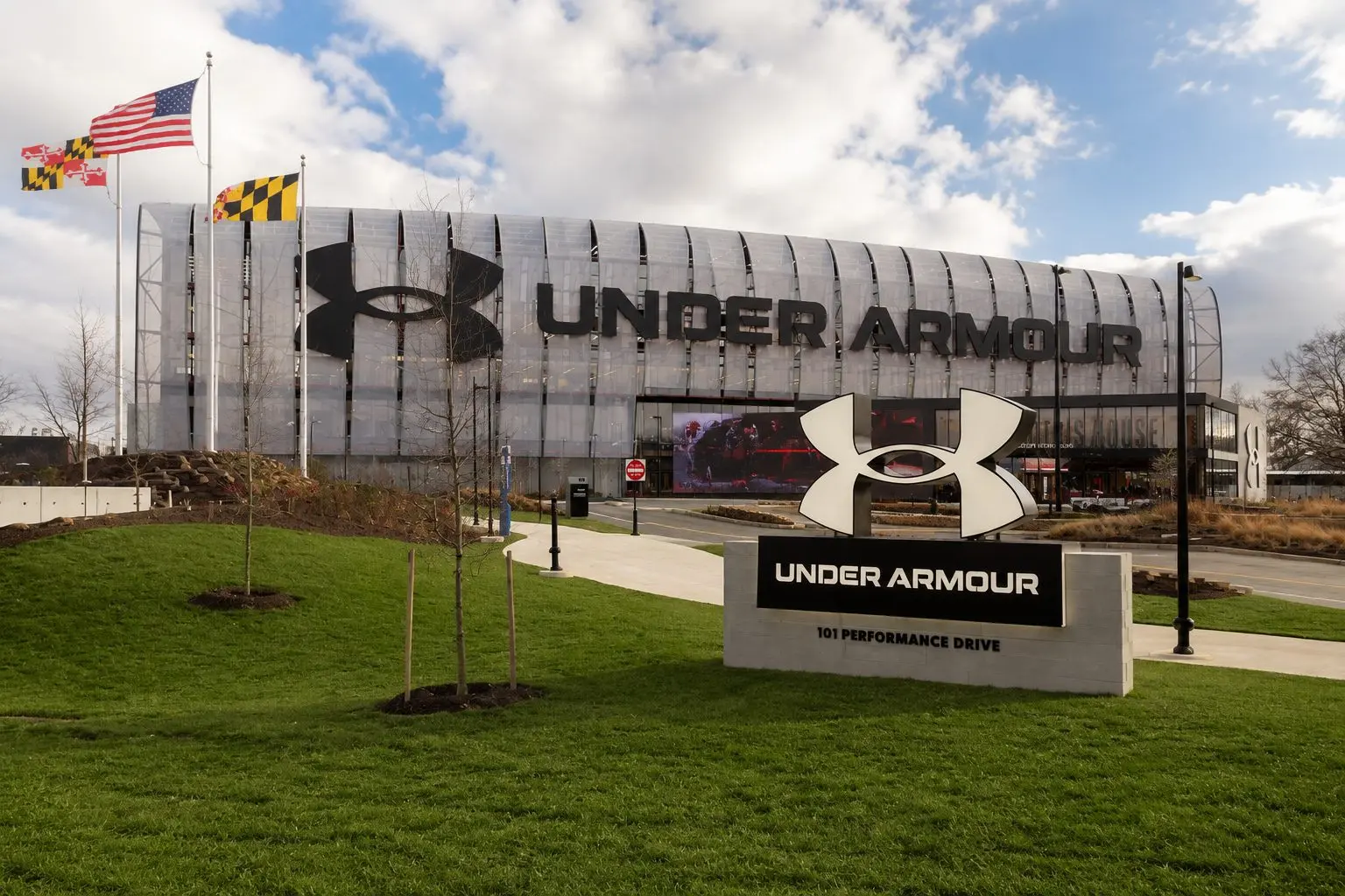 Under Armour’s Selloff Shows Investors Still Don’t Trust the Turnaround Math