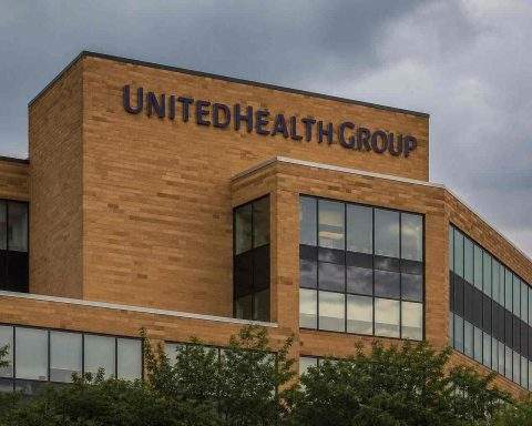 UnitedHealth Stock Is Climbing Again: The Medical-Cost Bet Driving UNH Shares