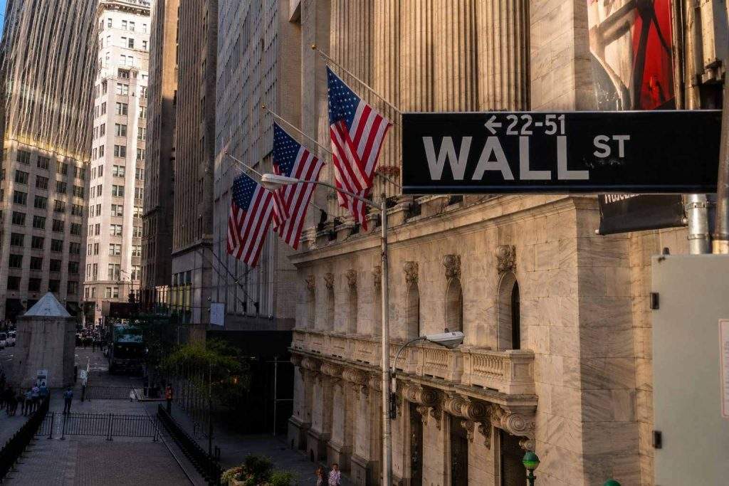 US Stock Market Today: Nasdaq Futures Slide as Oil Shock and Treasury Yields Hit Wall Street
