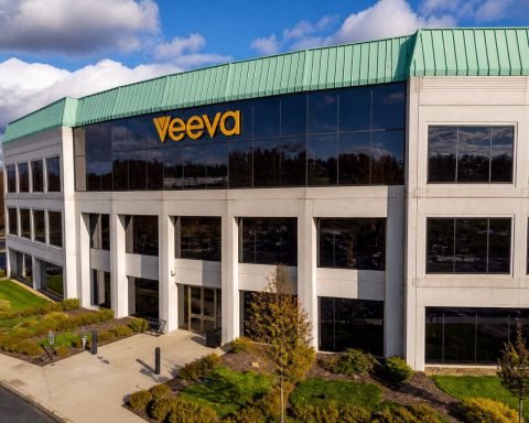 Veeva Systems Stock Surges on S&P 500 Entry: Why VEEV’s May 7 Move Matters