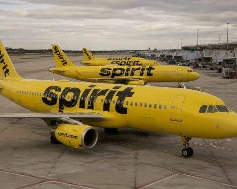 Viral ‘Let’s Buy Spirit’ Bid Faces One Big Problem: The Airline Is Already Being Sold for Parts