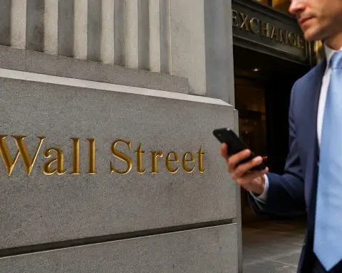 AI stocks stall as bond market weighs on Wall Street