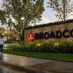 Broadcom Slips as AI Chip Stocks See Selling