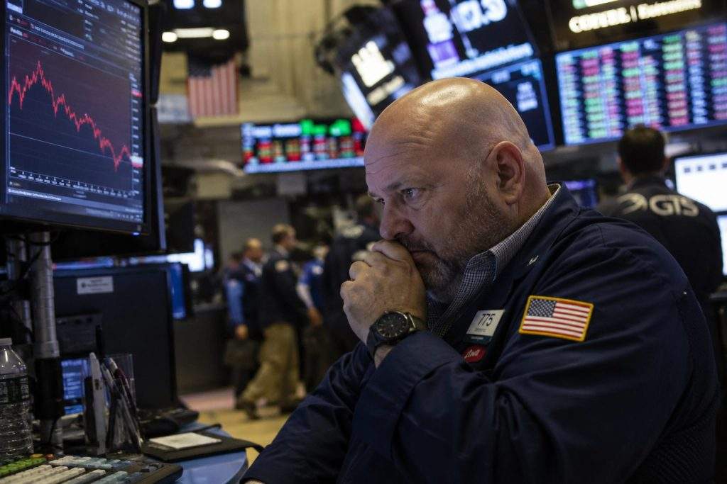 2026 Stock Market Crash Talk Swirls Amid Mixed Historic Signals
