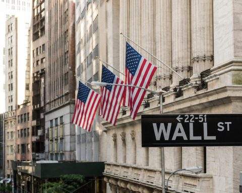 Nasdaq Drops After Hours as AI Stocks and Chip Names Fall