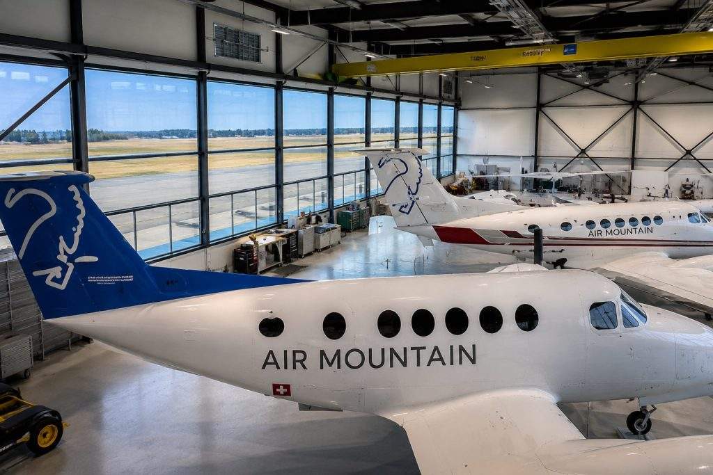 Air Mountain bankruptcy wipes out over 30 weekly flights from Switzerland