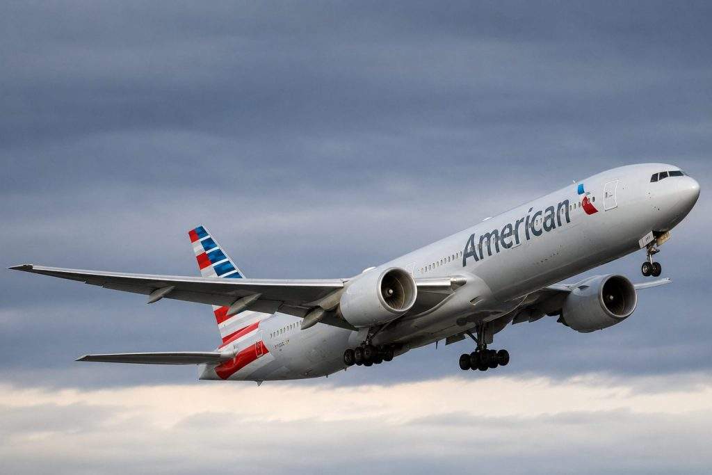 American Airlines stock above analyst target as lower fuel prices fuel AAL gains