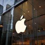 Apple Faces Key AI Event, Wall Street Focuses on Siri