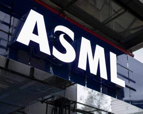 Dispute over ASML China EUV orders puts U.S. export rules to the test