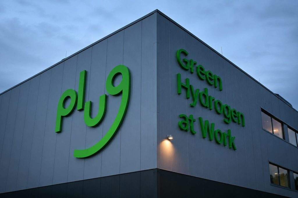 Plug Power gains ahead of Juneteenth break with hydrogen names up