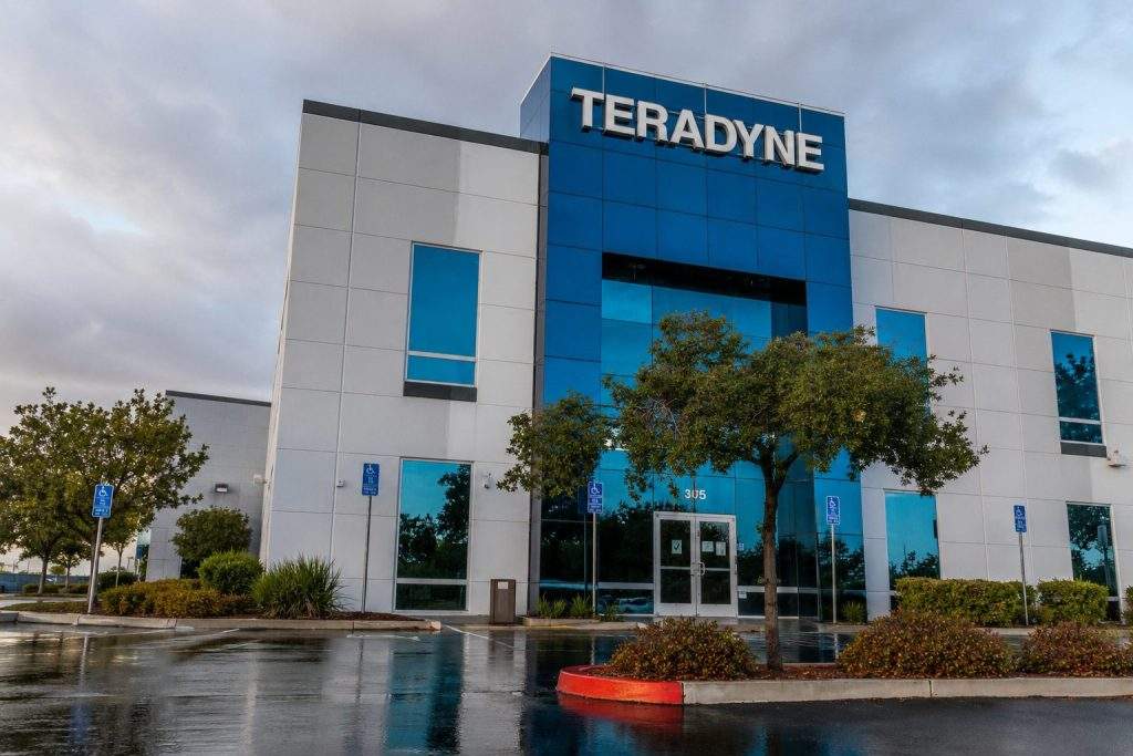 Teradyne set to join Nasdaq-100 after shortened week rally