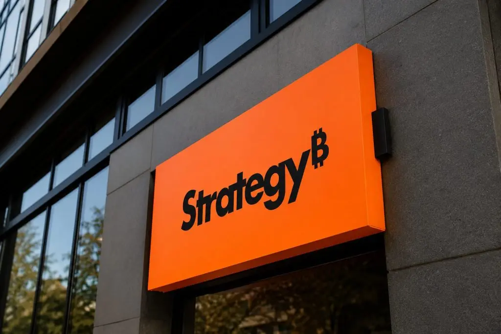Strategy Bitcoin Buy Draws Focus to Saylor’s Cash-Reserve Move as STRC Under Pressure