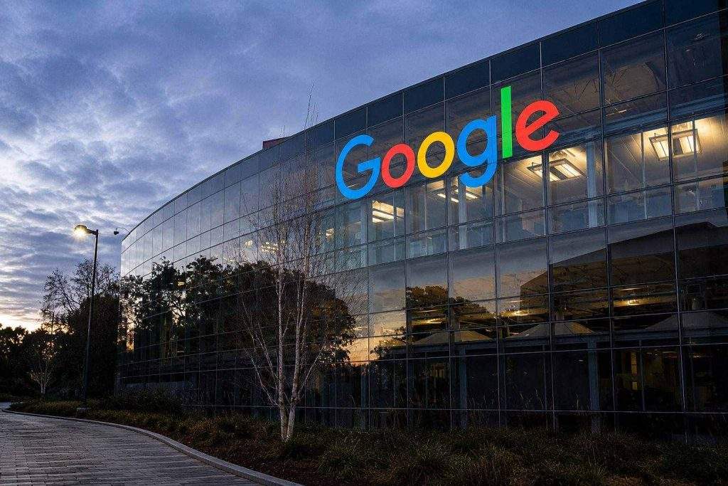 Alphabet Faces Pressure as Google Stock Drops on $85 Billion Share Sale and AI Talent Outflows