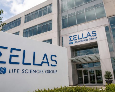 SELLAS Life Sciences (NASDAQ:SLS) rises as short interest builds, company files change-control ahead of AML update