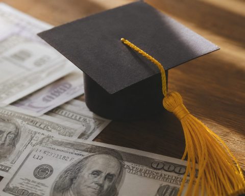 Private student lenders face challenge as SAVE plan delayed and loan caps near