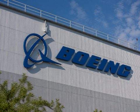 Boeing Stock Gets New Trigger, Cash Still Main Question