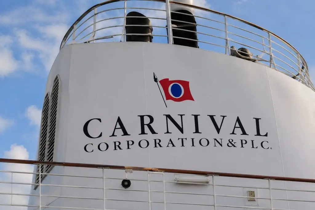 Carnival (NYSE:CCL) Falls Even After Hitting Record Quarter, Guidance Leaves Investors Cold
