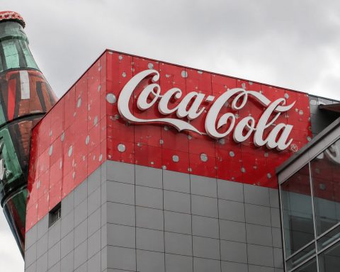 Coca-Cola (NYSE:KO) stock run brings IRS $20 billion case into view for investors