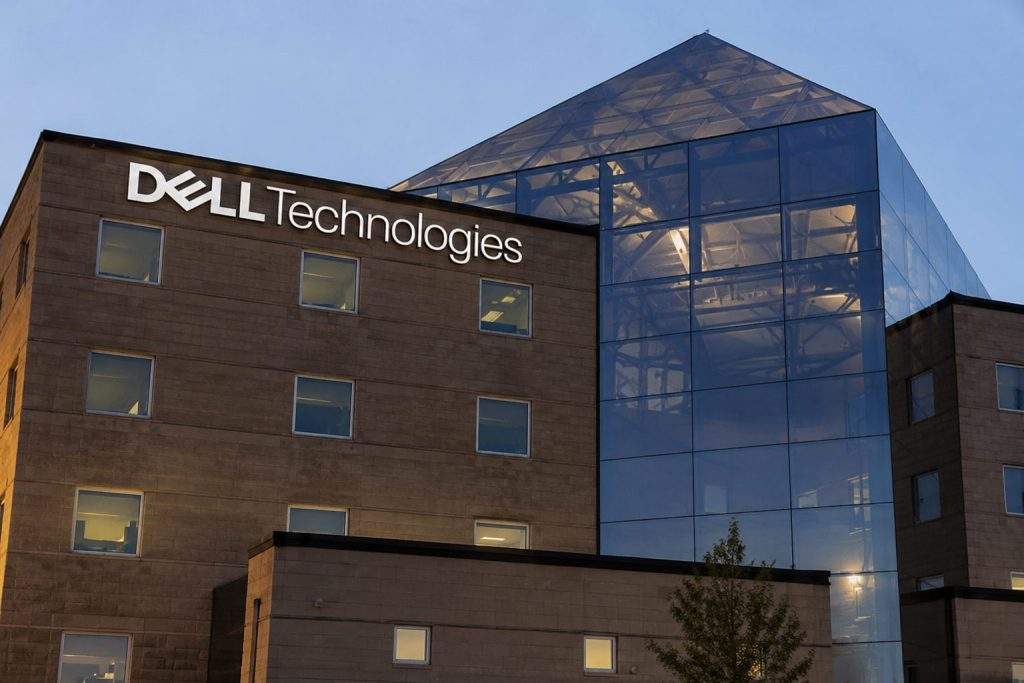 Dell closes out short week with gains, AI server push stays in view