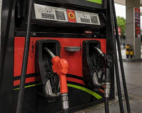 Diesel Slips Again; Truckers Worry About What’s Next