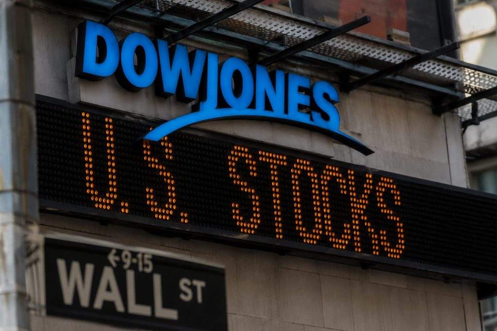 Dow trades up as Alphabet and Amazon lift gains, rally narrows