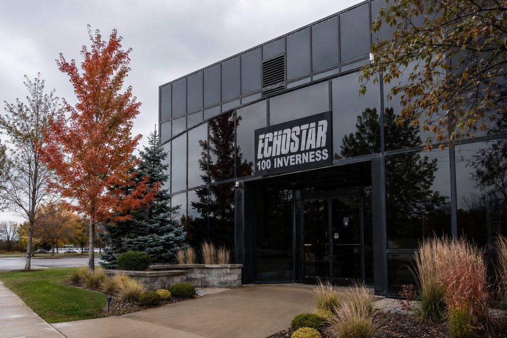 EchoStar (ECHO) reset pulls attention to AT&T cash and SpaceX index moves