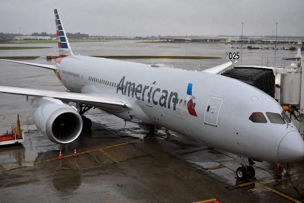 American Airlines Trades Higher After Jefferies Boosts Target Price