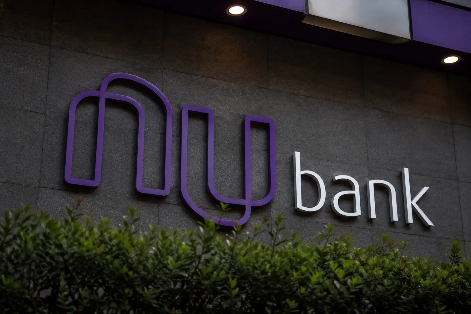 Nu Holdings stock holds up as Citi downgrade hits Nubank shares
