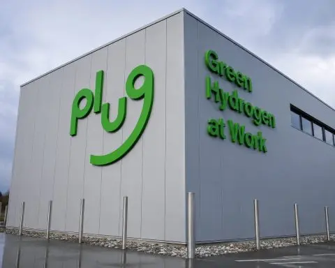 Plug Power stock rebounds as traders weigh cash moves, margin gains