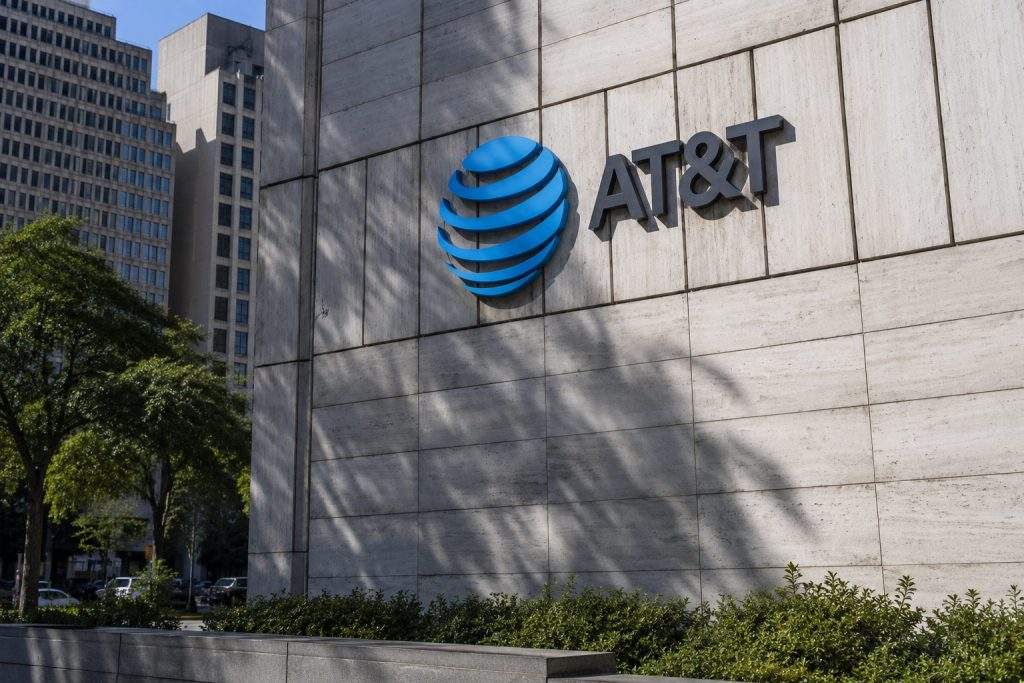 AT&T drops after CFO shift renews debt, fiber cost worries