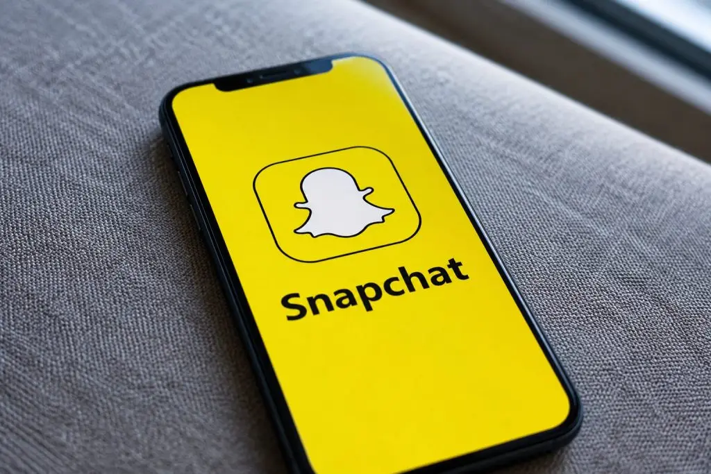 Snap falls after $2,195 Specs bet stirs Street questions