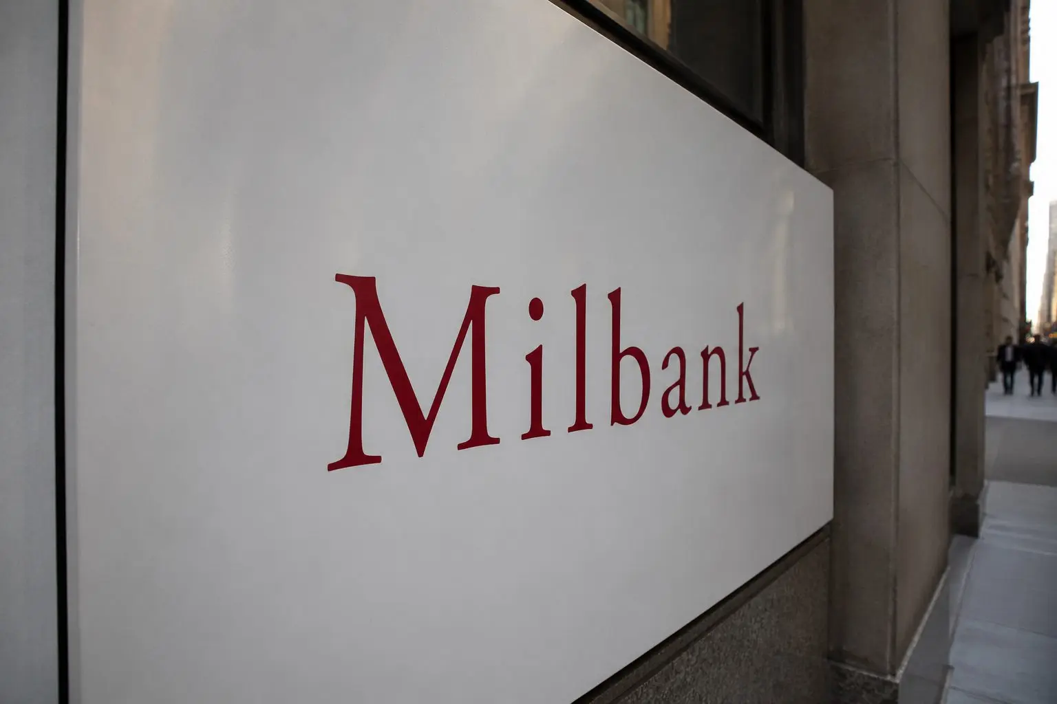 Milbank Raises Big Law Pay Ceiling to $455,000; Rivals React
