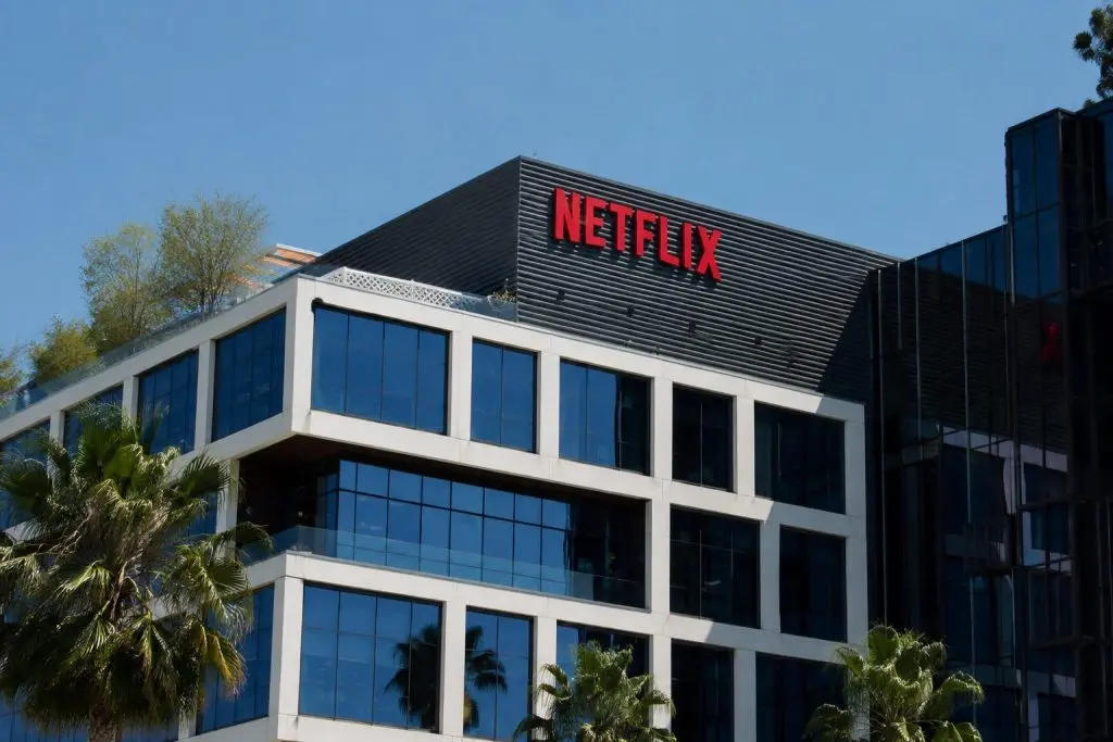 Netflix Stock Sinks, Wall Street Turns to June 4