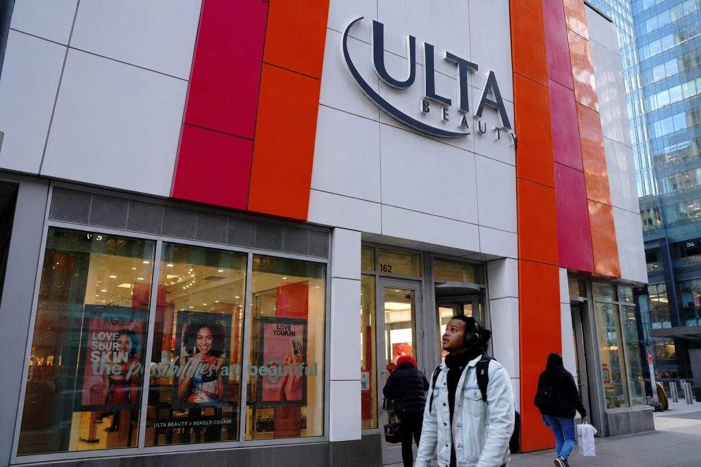 Ulta Beauty Raises Outlook, Shares Jump on Steady Beauty Demand