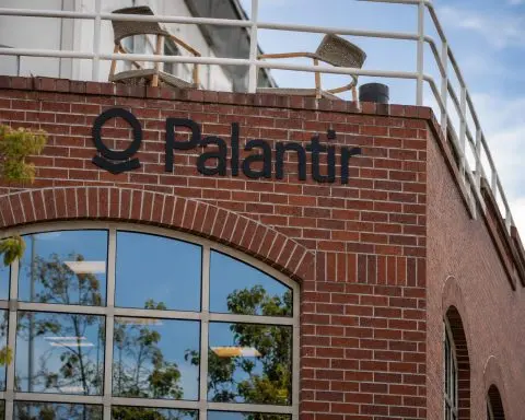 Palantir’s $374 Billion Question Edges Back Into Focus