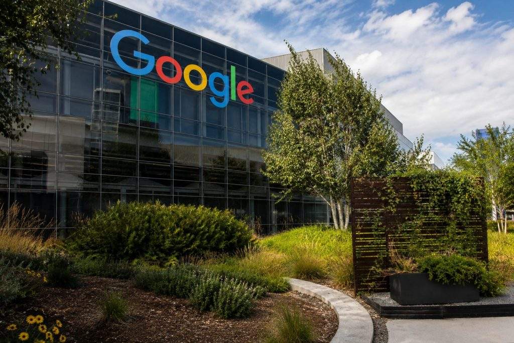 Alphabet Stock Is Slipping After a Huge AI Cash Call. Here’s What Traders Are Watching