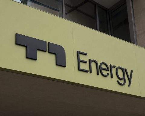 T1 Energy Stock Gets a $32 Million Battery Test as AI Power Demand Builds
