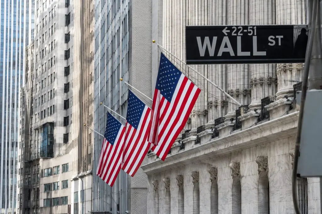 After The Bell: Dow Hits Record As Oil Slides, But Broadcom Sends A Warning On AI