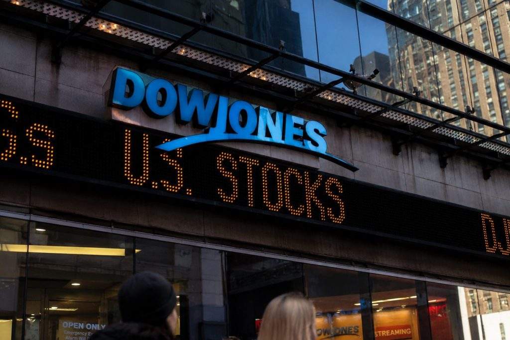 Dow Jumps as Oil Drops; Wall Street Watches Broadcom AI Moves
