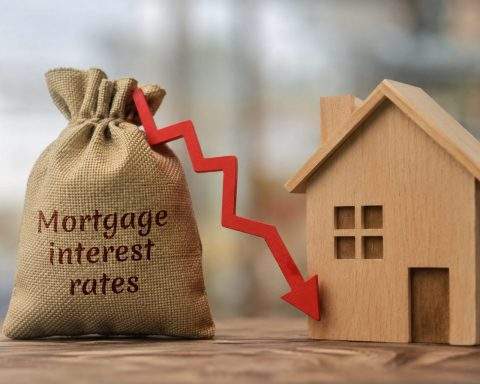 Mortgage Rates Drop but Homebuyers Stay on Sidelines